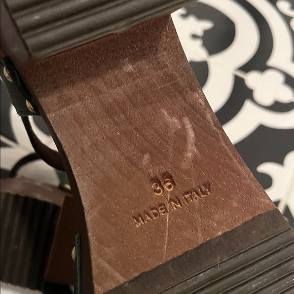 Women's Green Leather T-Strap Clog Mules - Picture 4 of 5